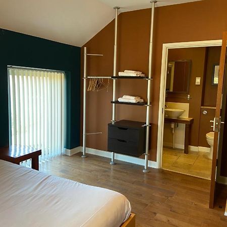 Halfway House Hotel Blackwood  Ngoại thất bức ảnh